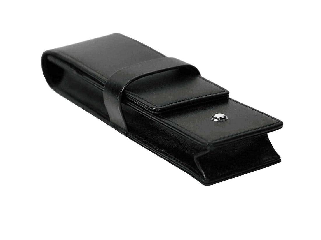 MONTBLANC MEISTERSTUCK 14311 SIENA TWO PEN POUCH BLACK: MONTBLANCMONTBLANC MEISTERSTUCK 14311 SIENA TWO PEN POUCH BLACK ITALIAN LEATHERFIT TWO PENColor: BLACKWILL FIT TWO OF ANY SIZE PENS (Up to LeGrand)PENS IN THE PICTURE ARE NOT INCLUDED. 16 cm x 4.5 cm 