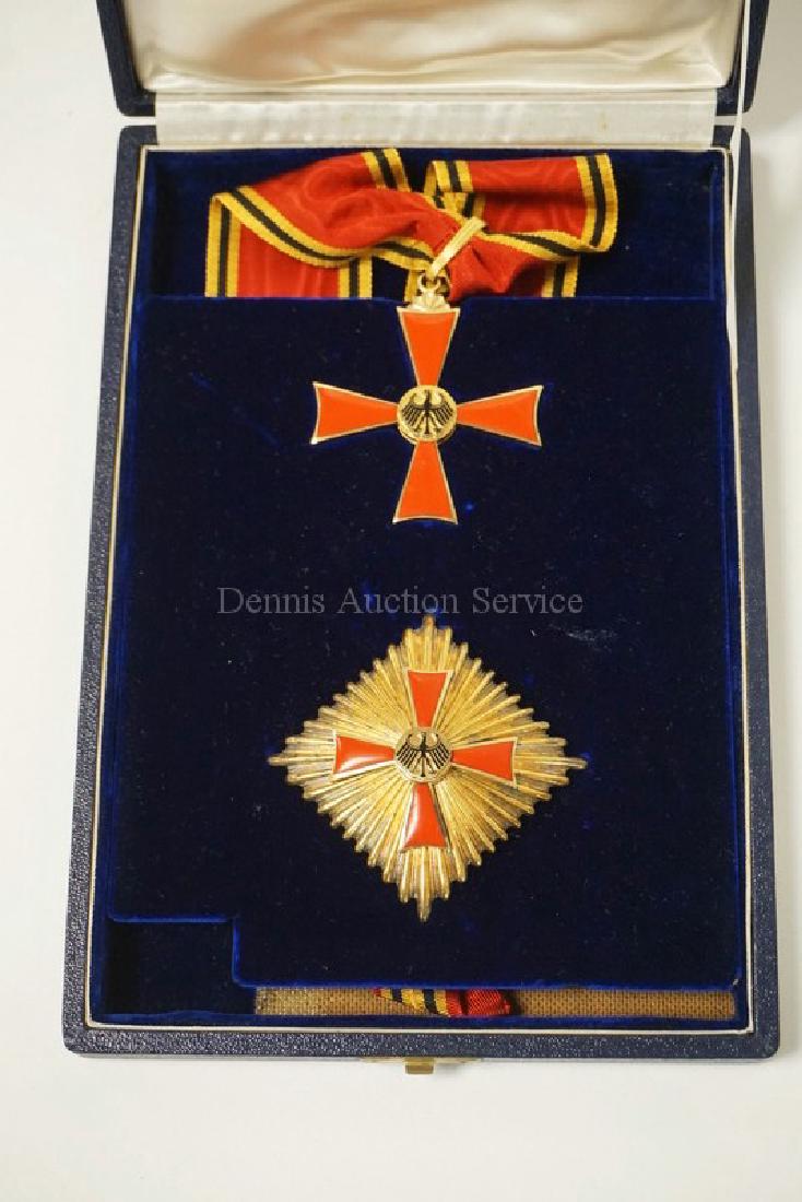 ENAMELED GERMAN MERIT FIRST CLASS OFFICERS CROSS SET IN (1 of 5)