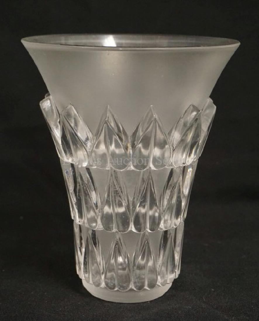 LALIQUE FRANCE CLEAR & FROSTED CRYSTAL VASE DECORATED (1 of 4)