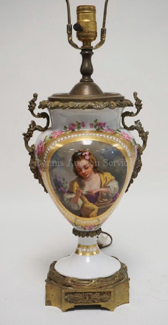 HAND PAINTED PORCELAIN LAMP WITH ORNATE BRONZE MOUNTS. (1 of 5)