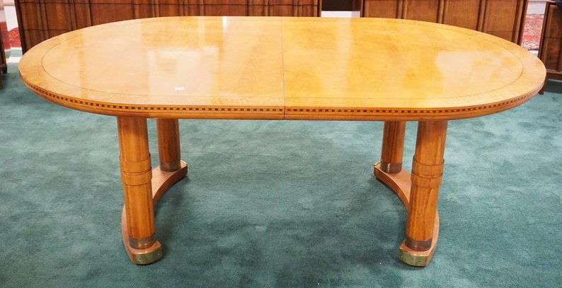 BIEDERMEIER TYPE DINING TABLE WITH TIGERED GRAIN AND A (1 of 3)
