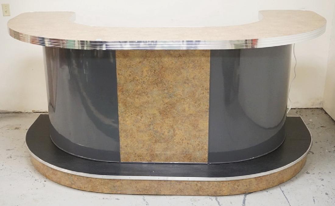 LARGE CONTEMPORARY BAR. HORSESHOE SHAPED. (1 of 2)