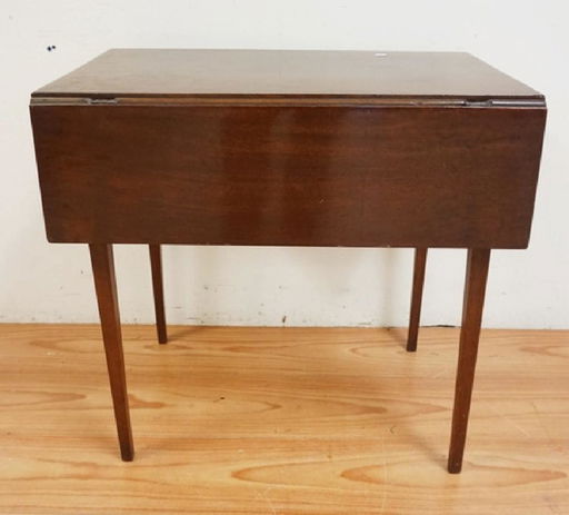 Antique Drop Leaf Table >> Antique Dropleaf Table With Tapered Square Legs 28 Feb 16 2018 Antique Drop Leaf Table >> Antique Dropleaf Table With Tapered Square Legs 28 Feb 16 2018