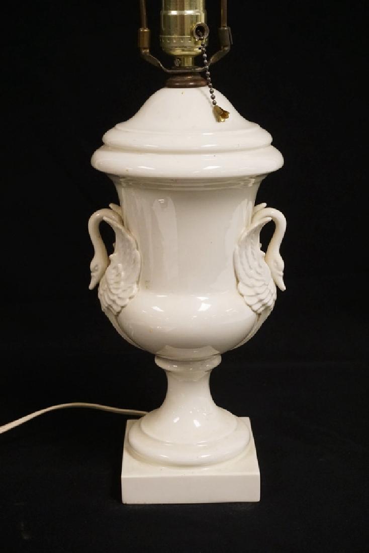 LENOX PORCELAIN TABLE LAMP MEASURING 26 1/2 INCHES (1 of 2)