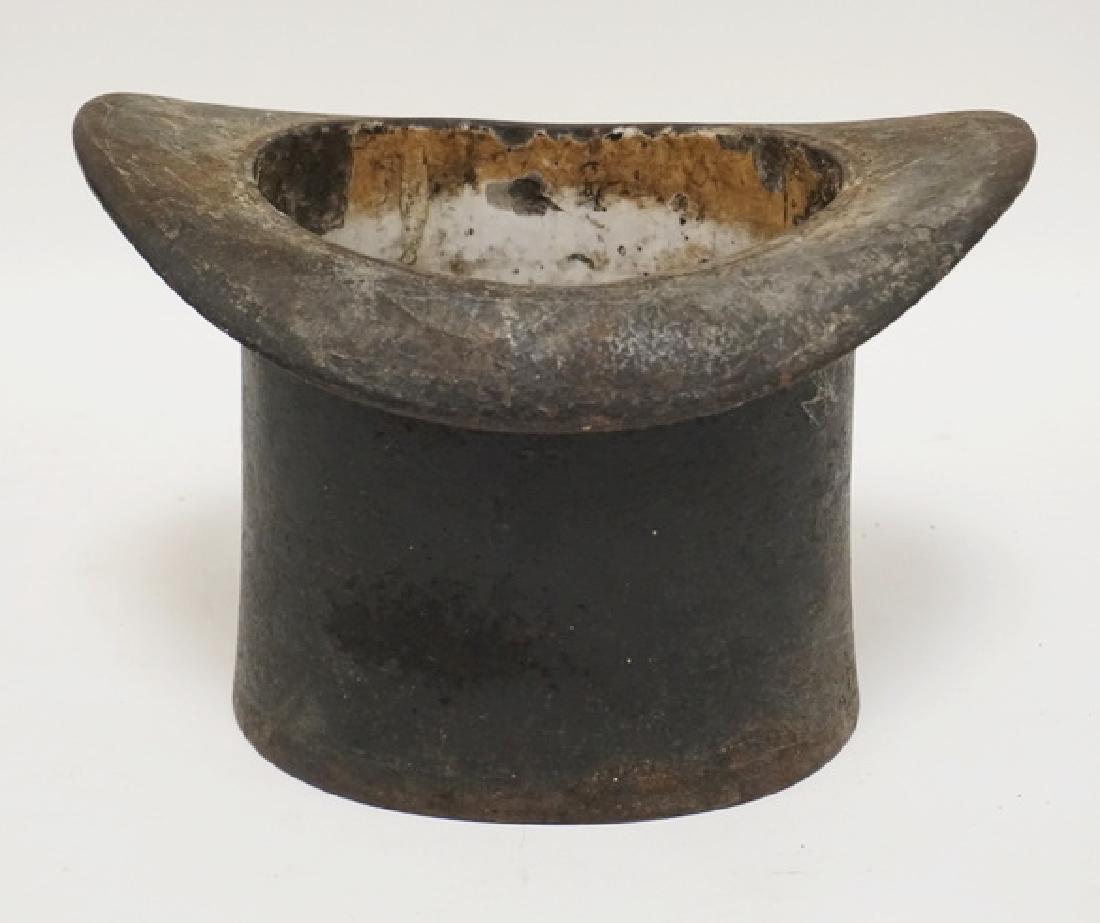 ANTIQUE CAST IRON SPITTOON IN THE FORM OF A TOP HAT FRO (1 of 1)