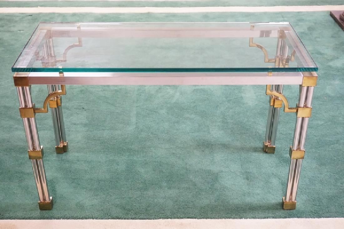 MODERN CHROME & BRASS CONSOLE TABLE WITH A GLASS TOP. (1 of 2)