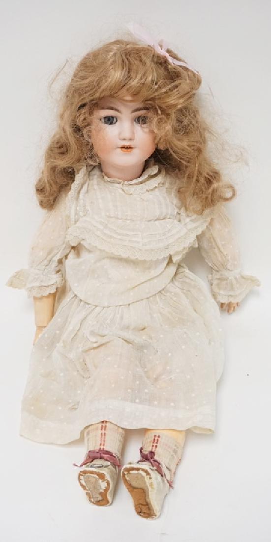 GERMAN BISQUE HEADED SIMON & HALBIG *SANTA* DOLL (1 of 4)