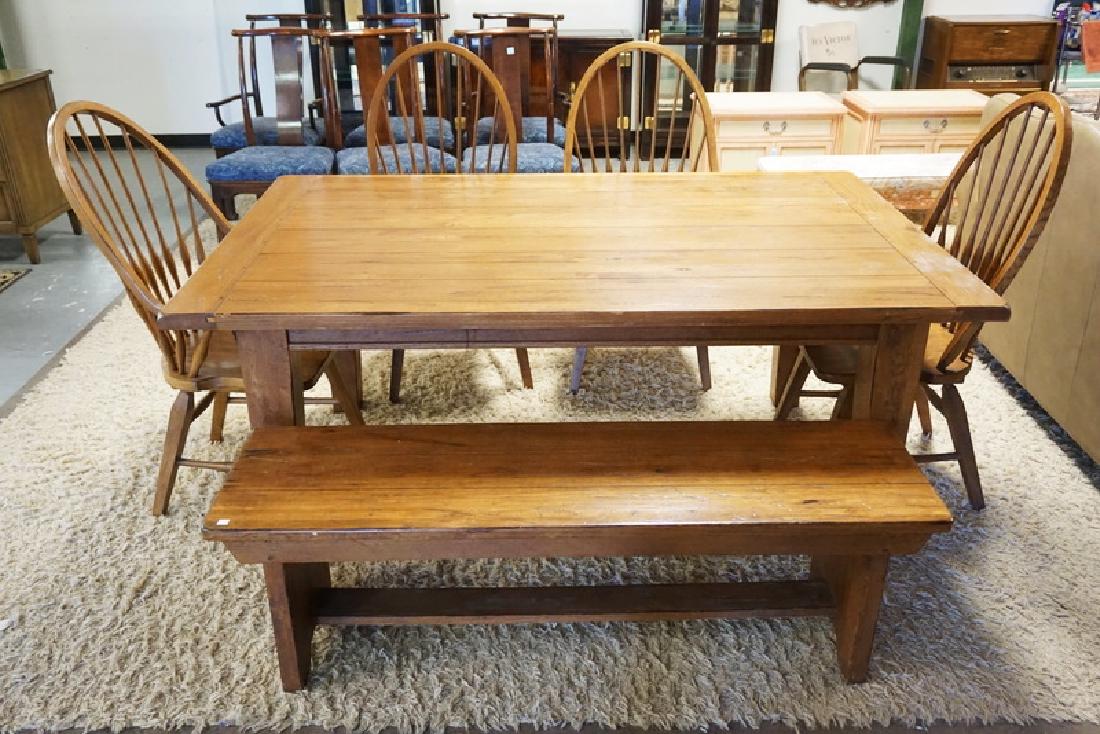 OAK DINING TABLE WITH 4 CHAIRS. HAS 2 ADD ON LEAVES FOR (1 of 2)