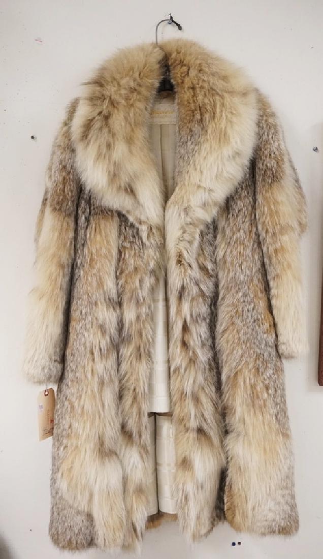 LYNX FULL LENGTH FUR COAT MEASURING APPROX 46 INCHES (1 of 3)