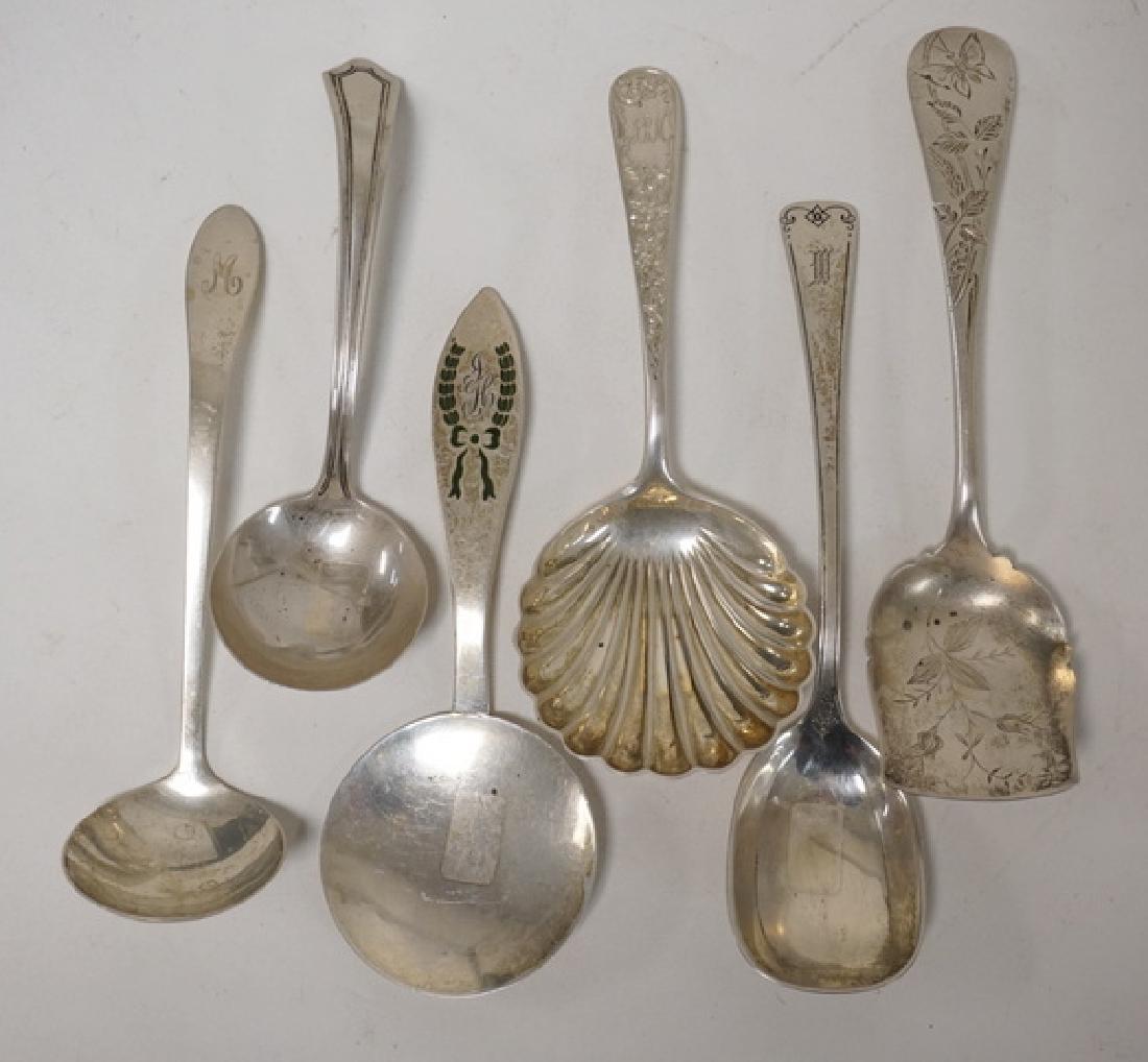 LOT OF 6 STERLING SILVER SERVING PIECES. INCLUES SAUCE (1 of 1)