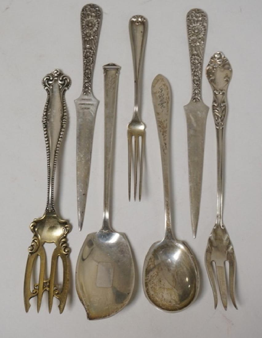 LOT OF 7 PIECES OF STERLING SILVER. INCLUDES 2 KIRK & (1 of 1)