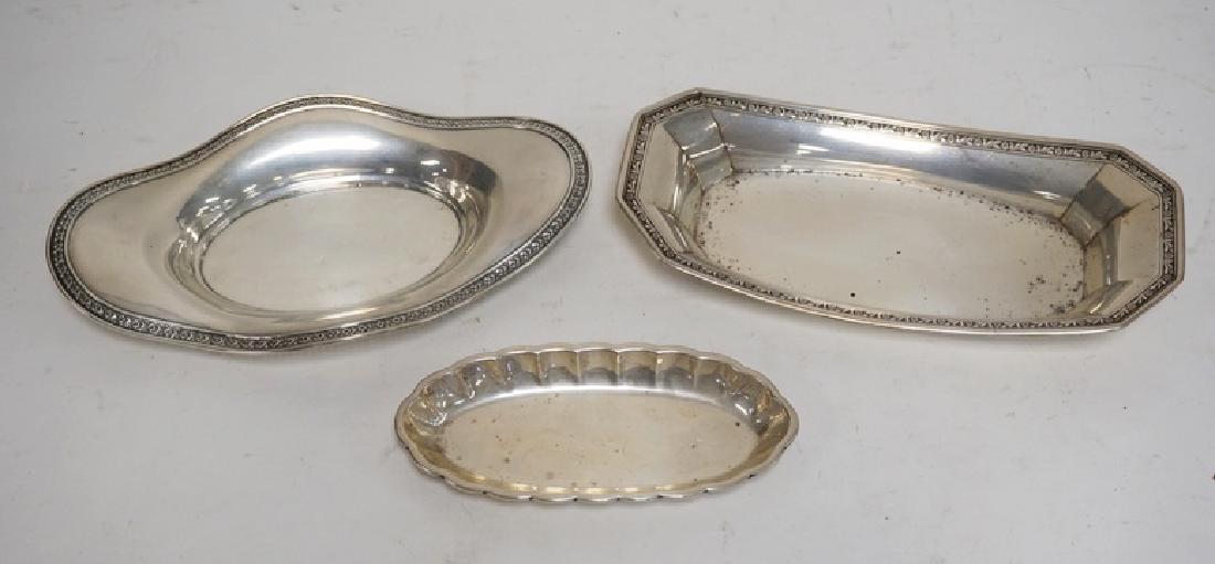LOT OF 3 STERLING SILVER BOWLS. LARGEST IS 11 X 5 1/2 (1 of 2)