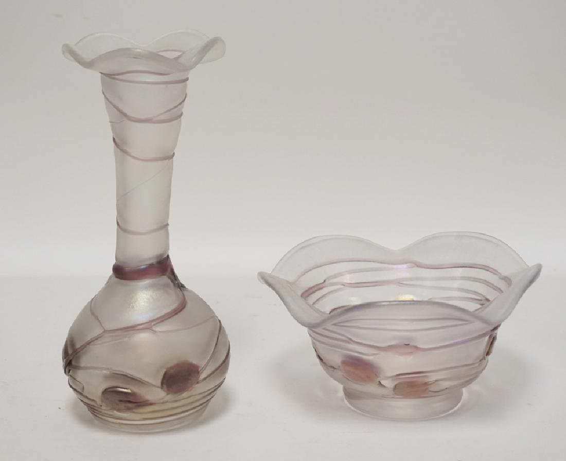 2 PIECES OF ART GLASS. A BOWL AND A VASE. EACH IN: 2 PIECES OF ART GLASS. A BOWL AND A VASE. EACH IN IRIDIZED CLEAR GLASS WITH APPLED AMETHYST DÉCOR. VASE MEASURES 9 1/2 INCHES HIGH.
