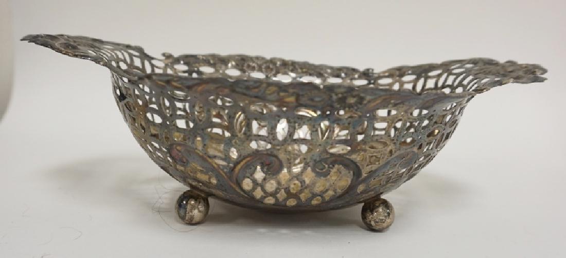 ENGLISH STERLING SILVER OVAL BOWL WITH FILAGREE SIDES (1 of 1)