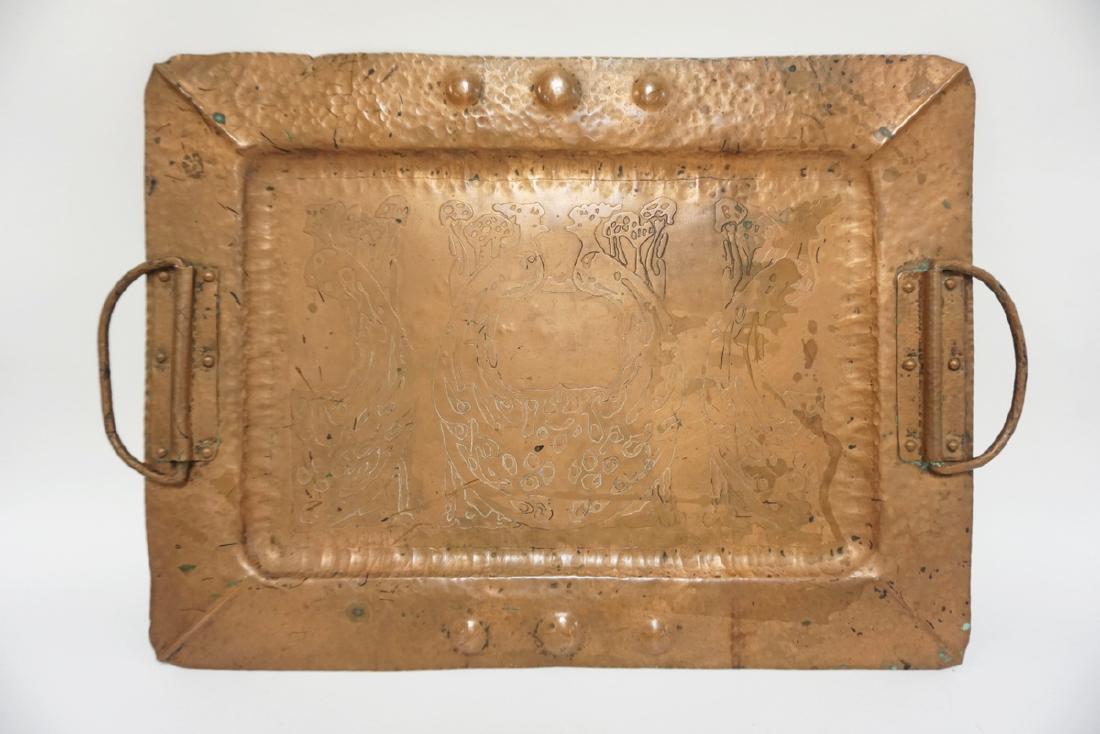 HAND HAMMERED ARTS AND CRAFTS COPPER TRAY. 16 IN X 11 (1 of 2)