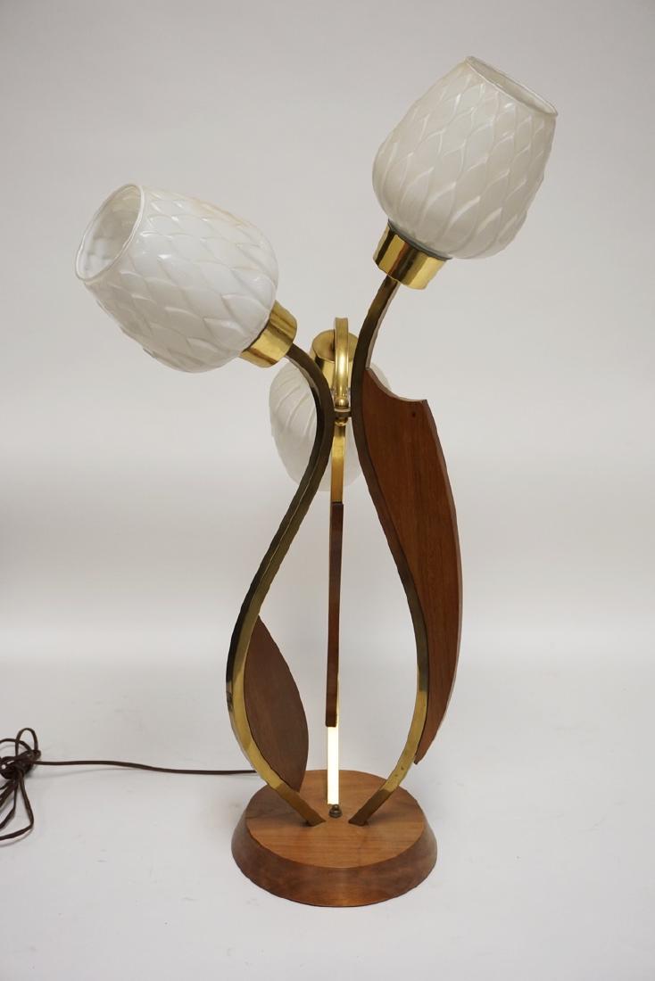 MID CENTURY MODERN TABLE LAMP WITH 3 LIGHTS. BRASS & (1 of 2)