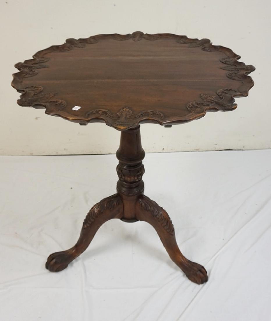 NICELY CARVED MAHOGANY BIRD CAGE TILT TOP TABLE. 31 IN (1 of 2)