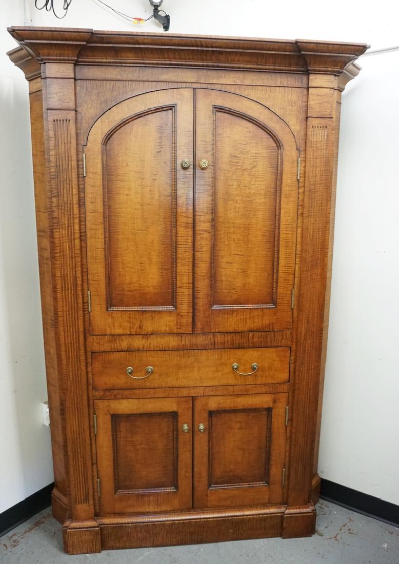 TIGER MAPLE CORNER CABINET WITH PANELED DOORS. 76 1/4 (1 of 2)