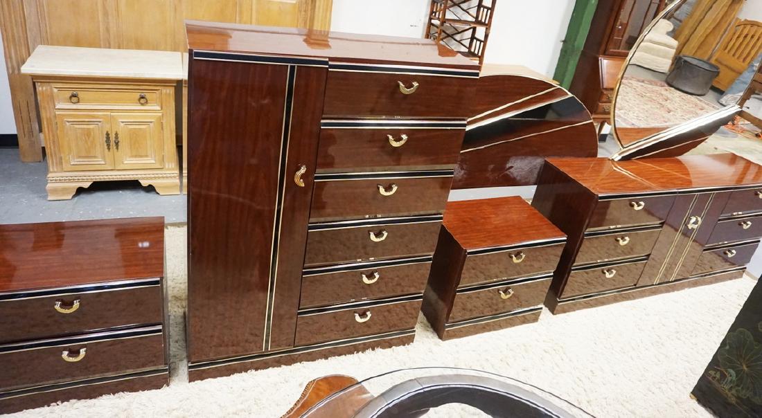 CONTEMPORARY 5 PIECE BEDROOM SET. (1 of 4)