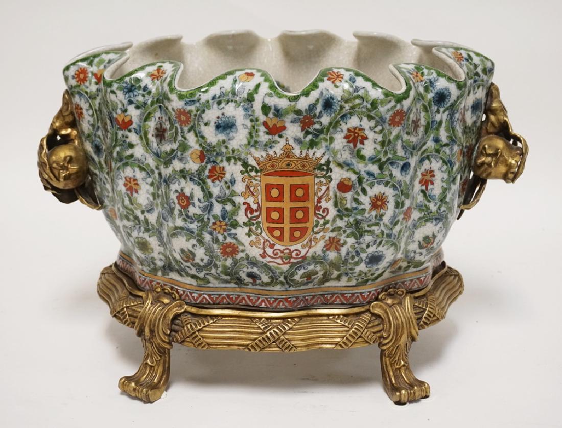 ASIAN JARDINIERE WITH A BRASS BASE. 11 1/2 INCHES HIGH. (1 of 5)