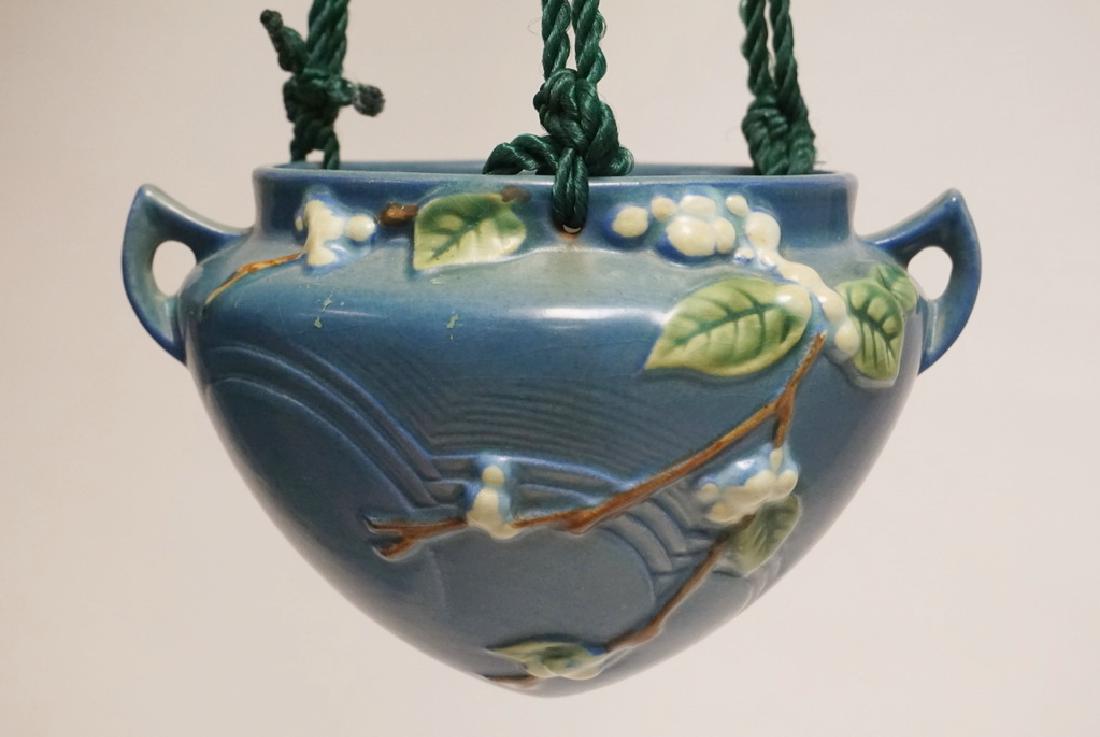 ROSEVILLE *SNOWBERRY* ART POTTERY HANGING PLANTER IN (1 of 1)