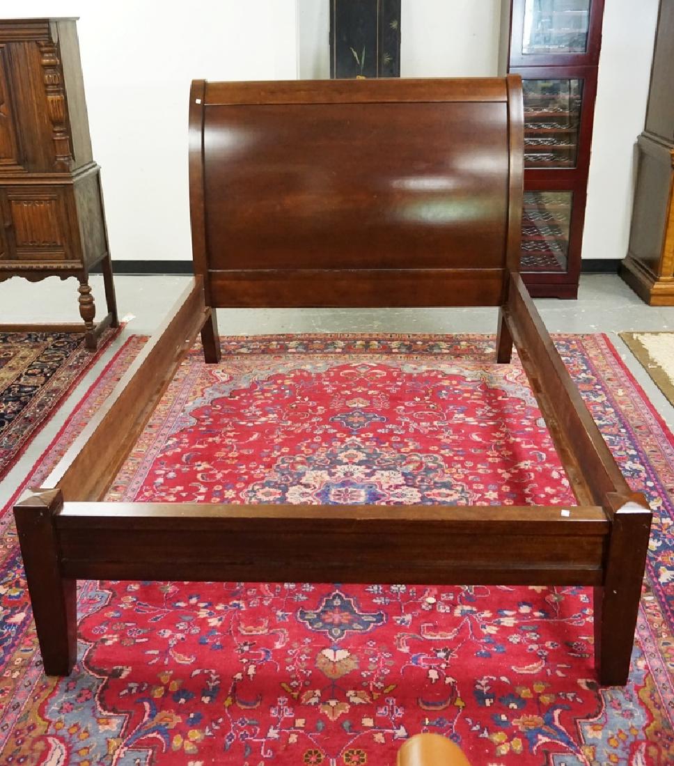 FULL SIZE BED WITH A CURVED HEADBOARD.: FULL SIZE BED WITH A CURVED HEADBOARD.