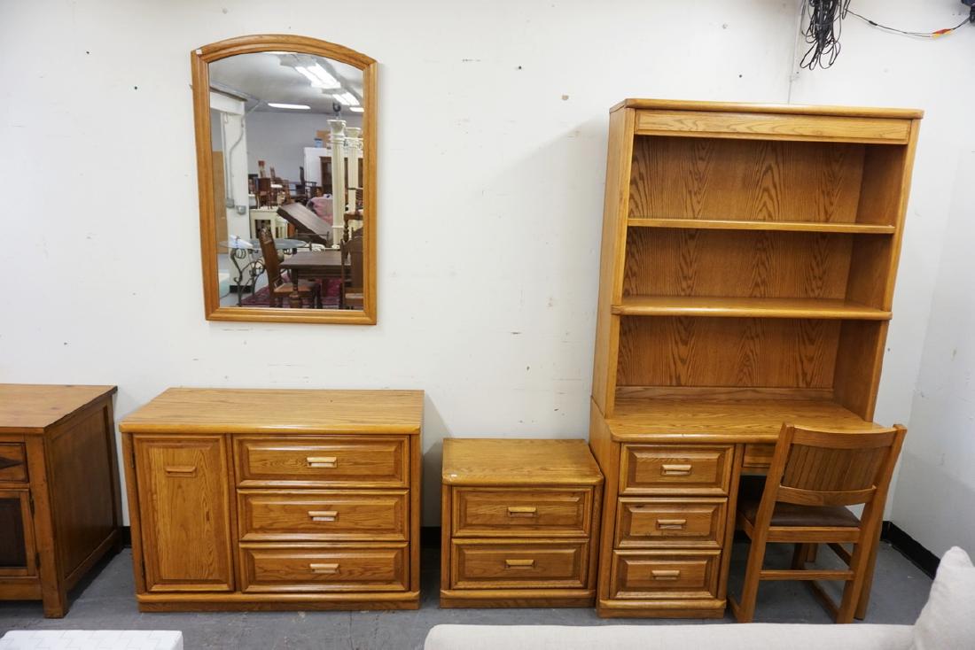 5 PIECE CHILDS OAK BEDROOM SET WITH DESK. NO BED. (1 of 1)