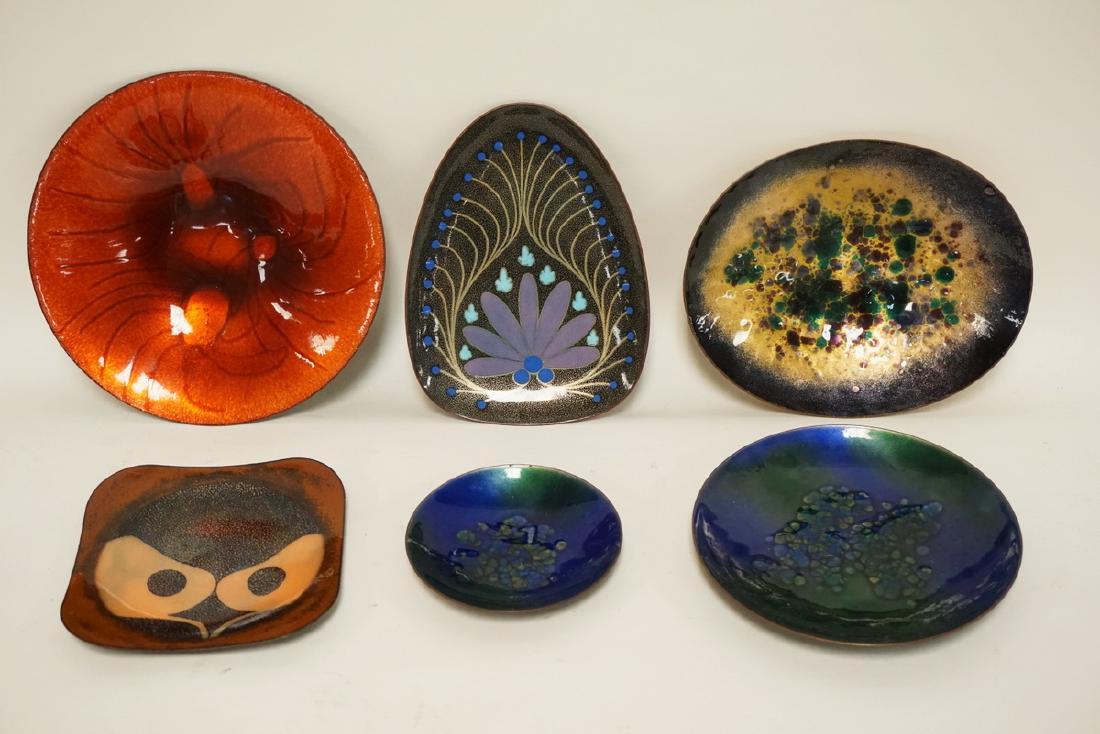 6 PIECES OF ENAMEL ON COPPER DECORATED DISHES. SOME (1 of 5)
