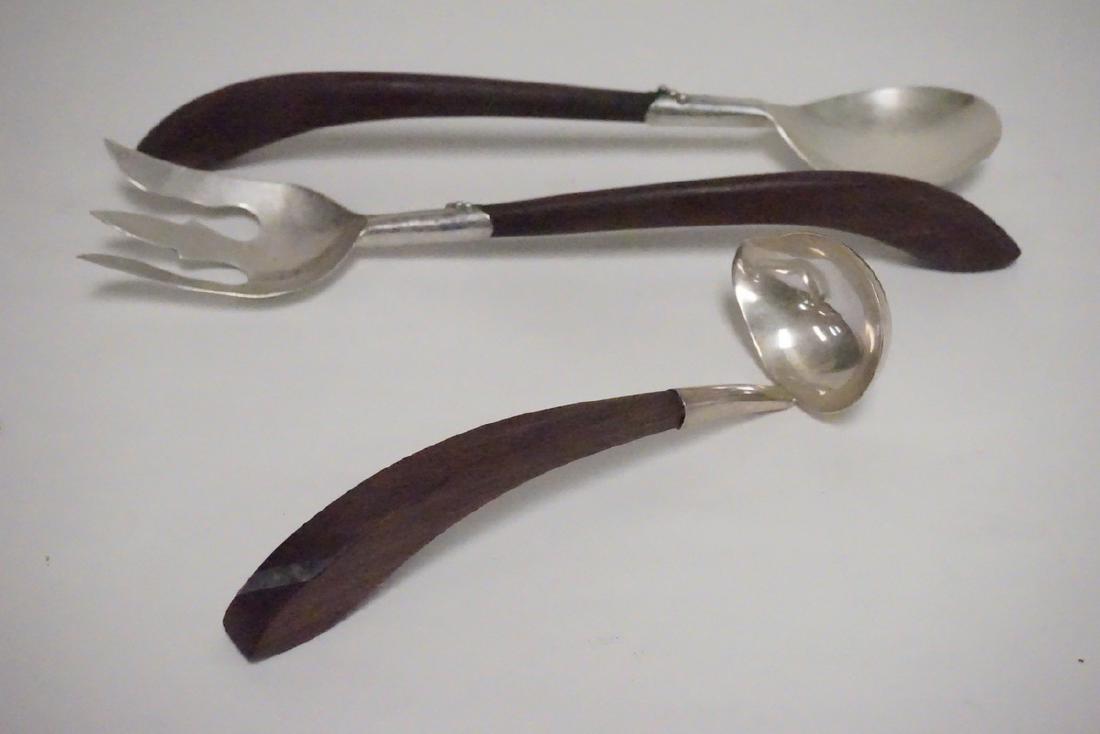 3 PIECES OF MEXICAN SILVER. SERVING PIECES. (1 of 3)
