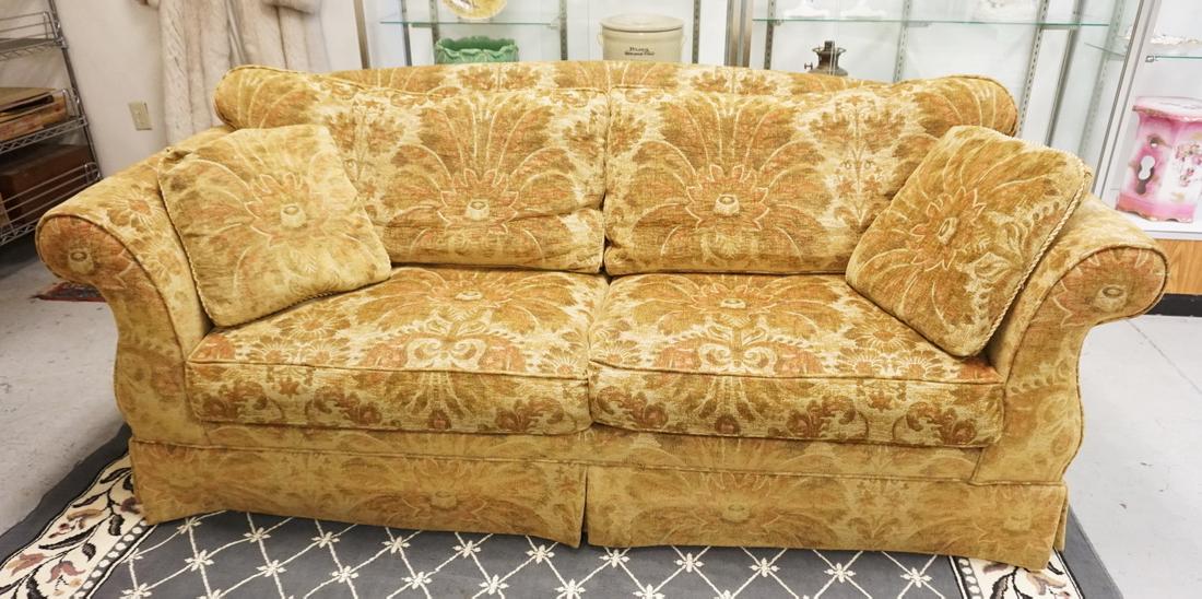 DREXEL HERITAGE SOFA. FLORAL UPHOLSTERY. 90 INCHES (1 of 2)