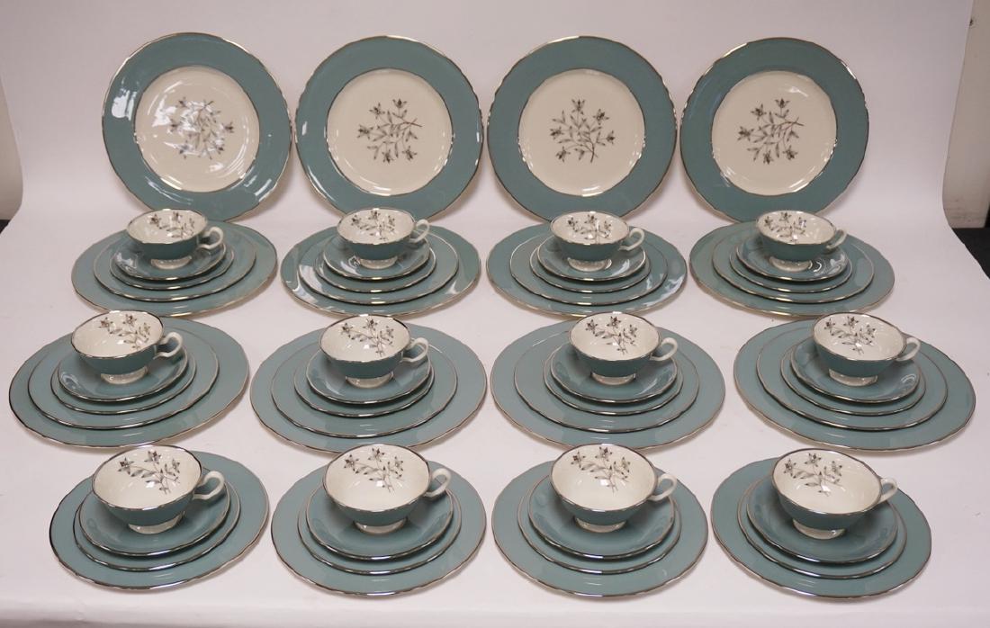 LENOX *KINGSLEY* DINNERWARE SET. SERVICE FOR 12. 5 (1 of 5)