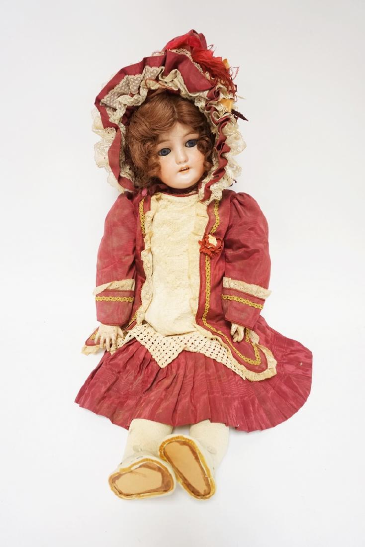 ANTIQUE GERMAN BISQUE HEAD DOLL. SIMON HALBIG. (1 of 2)
