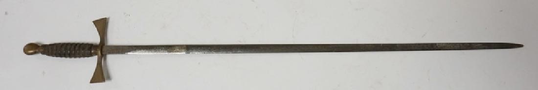 MACOY PUBLISHING MASONIC SWORD.: MACOY PUBLISHING MASONIC SWORD. WRAPED LEATHER GRIP. 33 1/2 INCHES LONG.