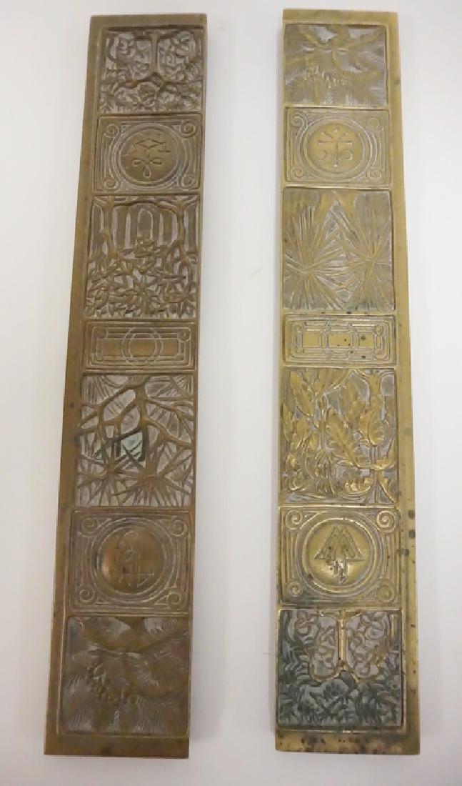 TIFFANY STUDIOS BRONZE BLOTTER ENDS: TIFFANY STUDIOS BRONZE BLOTTER ENDS *BOOKMARK* PATTERN. ONE HAS SOME OXIDATION.SGND TIFFANY STUDIOS NEW YORK 992. 2 1/8 IN X 12 1/4 IN