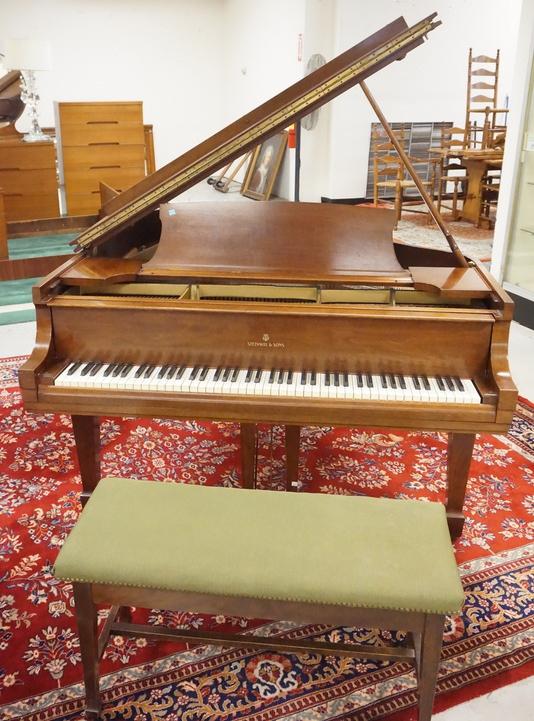 STEINWAY *M* BABY GRAND PIANO: STEINWAY *M* BABY GRAND PIANO. SERIAL #287971.