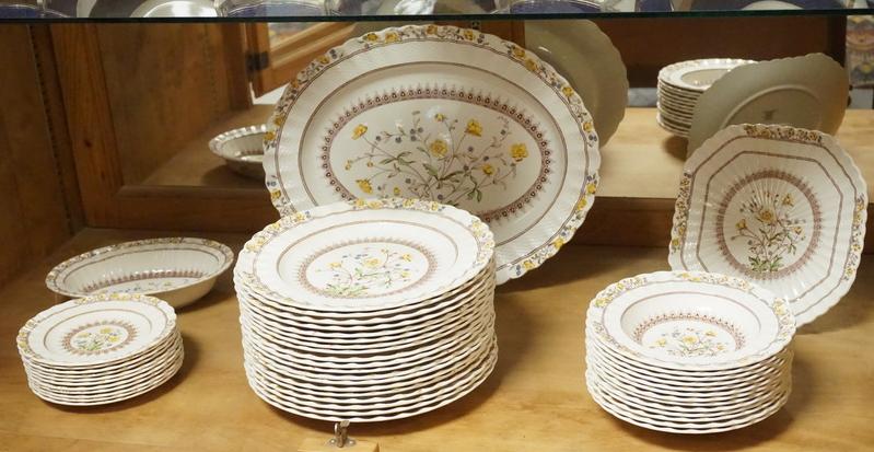 COPELAND SPODE *BUTTERCUP* DINNERWARE SET. PLATTER: COPELAND SPODE *BUTTERCUP* DINNERWARE SET. PLATTER MEASURES 16 3/4 INCHES.