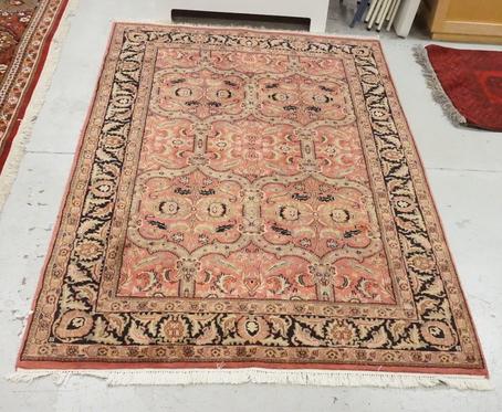 ORIENTAL AREA RUG: ORIENTAL AREA RUG, 5 F 8 IN X 8 F 11 IN