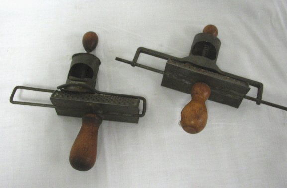 LOT OF 2 SIMILAR NUTMEG GRATERS: LOT OF 2 SIMILAR NUTMEG GRATERS; WIDEST IS 7 IN