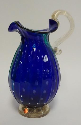 BLOWN GLASS MURANO PITCHER: BLOWN COBALT BLUE & AQUA MURANO PITCHER W/ RIBBED PATTERN & CONTROLLED BUBBLES, HAS APPLIED CRYSTAL FOOT & HANDLE W/ GOLD FLECKS, 9 1/4 IN H