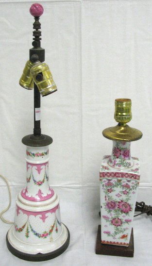 TWO HAND PAINTED PORCELAIN TABLE LAMPS, TALLEST L: TWO HAND PAINTED PORCELAIN TABLE LAMPS, TALLEST LAMP HAS BASE CHIP & A HAND MADE PINK GLASS FINIAL; 20 1/4 IN HIGH, ORIENTAL LAMP IS 13 1/4 IN HIGH