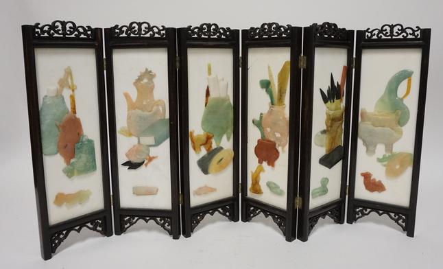 6 PART TABLE TOP FOLDING SCREEN: SIX PART TABLE TOP FOLDING SCREEN W/ RELIEF DECORATIONS IN A NICELY CARVED FRAME, ONE PANEL IS CRACKED, 14 1/2 IN H, EACH PANEL IS 4 3/4 IN W