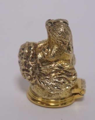 GOLD WASH STERLING SILVER POODLE HEAD MINI BOX: GOLD WASH STERLING SILVER POODLE HEAD MINIATURE BOX, MARKED STERLING ENGLAND, 1 7/8 IN L, 1.1 TROY OZ