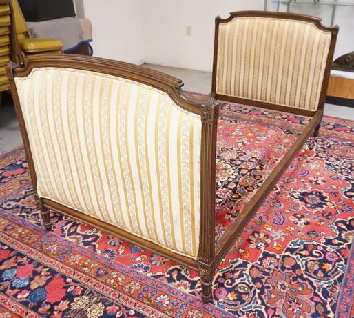 CARVED TWIN BED W/ UPHOLSTERED HEAD & FOOT BOARDS: CARVED TWIN BED W/ UPHOLSTERED HEAD & FOOT BOARDS