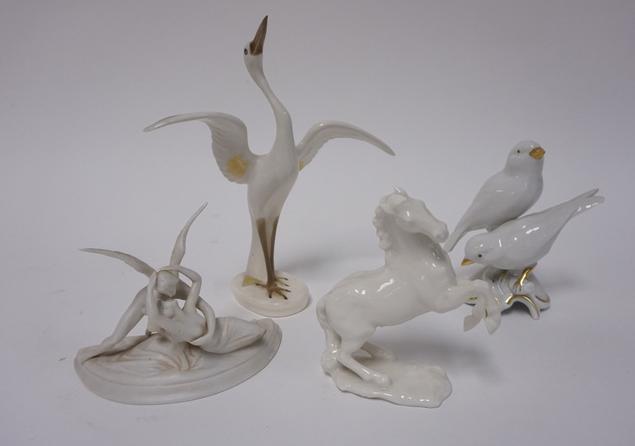 4 PORCELAIN FIGURES: FOUR PORCELAIN FIGURES, ROYAL DUX WADING BIRD, HUTCHENREUTER HORSE, PR OF BIRDS & ANGEL & A WOMAN, ALL HAVE MAKERS MARK, TALLEST IS 8 IN