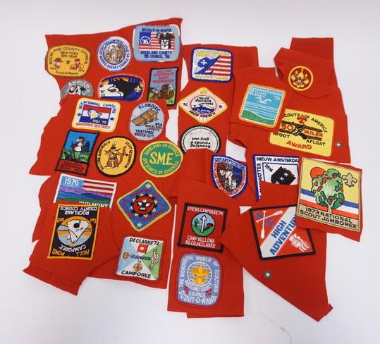 LARGE LOT OF VINTAGE BOY SCOUT PATCHES: LARGE LOT OF BOY SCOUT PATCHES