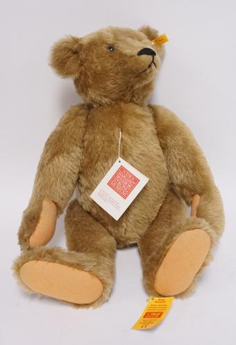 STEIFF LARGE JOINTED TEDDY BEAR MARGARET STRONG EDITION: STEIFF LARGE JOINTED TEDDY BEAR MARGARET STRONG EDITION, 19 IN H