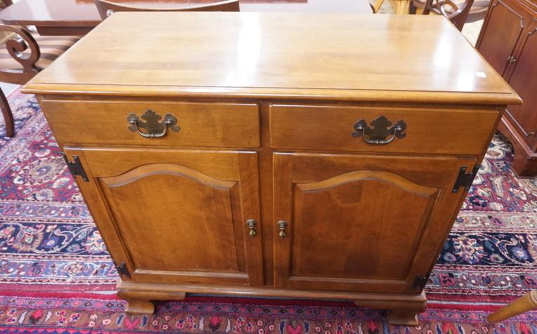 ETHAN ALLEN SERVER: ETHAN ALLEN SERVER, TWO DRAWERS TWO DOORS