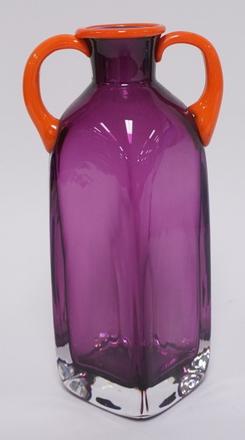 ORREFORS ERIKA LAGERBIELKE ART GLASS VASE: ORREFORS ART GLASS VASE CRYSTAL OVER AMETHYST W/ OPAQUE ORANGE HANDLES & RIM SIGNED *ORREFORS 9001177 ERIKA LAGERBIELKE GALLERY 9-84* 9 3/8 IN H