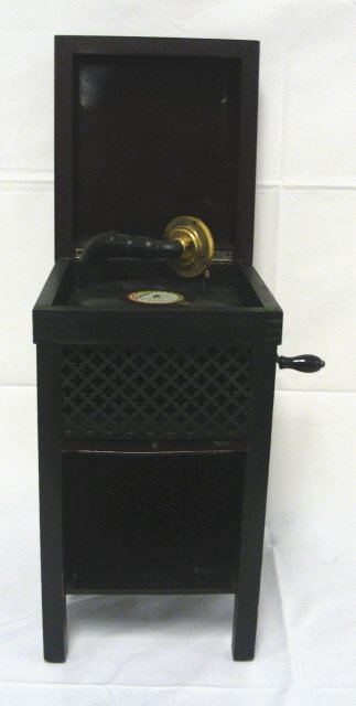 CHILDS MINI VICTROLA; TIN CASE & WOODEN FRAME; HAS - 5