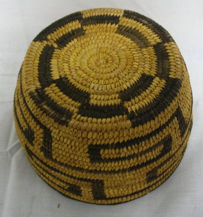 DECORATED AMERICAN INDIAN BASKET; 8 IN DIA, 4 3/4 - 3